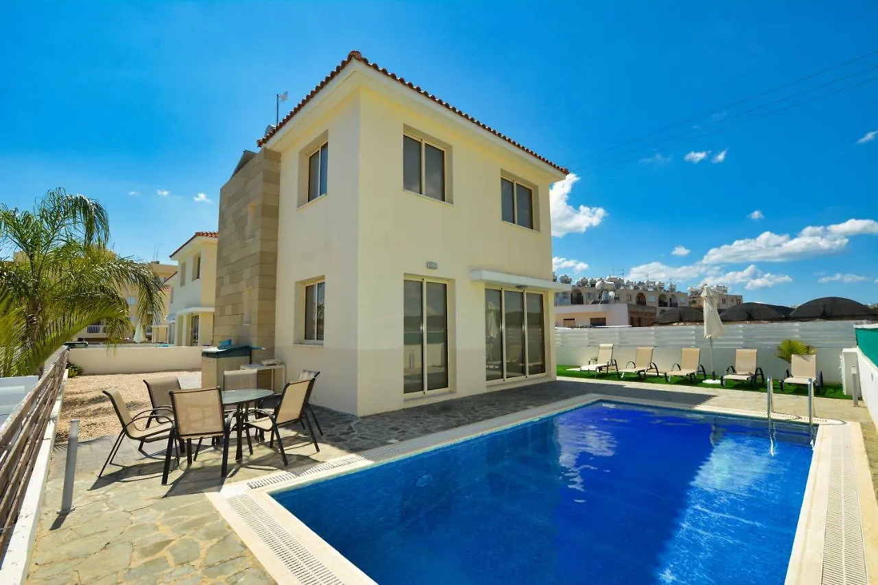 Villa Amaryllis 128 Protaras
