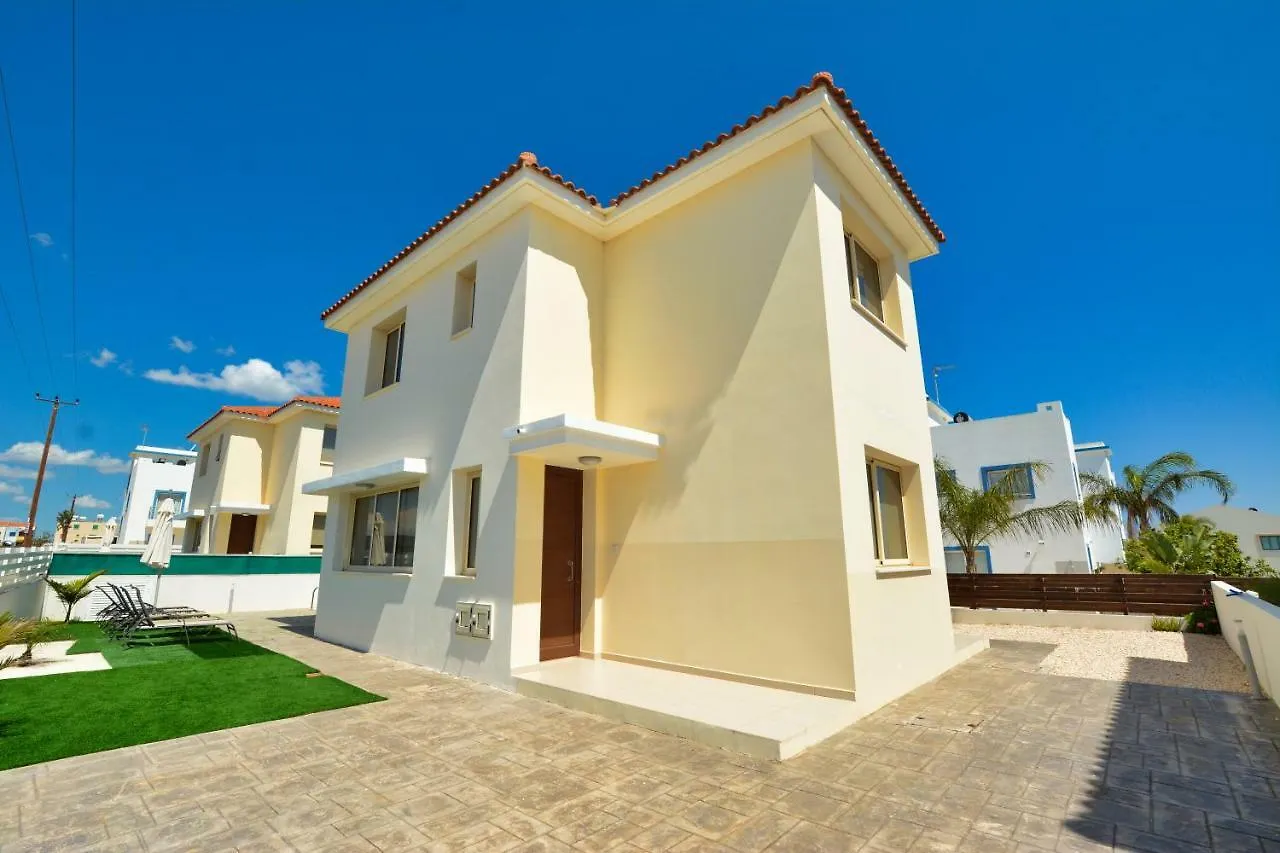 Villa Amaryllis 128 Protaras