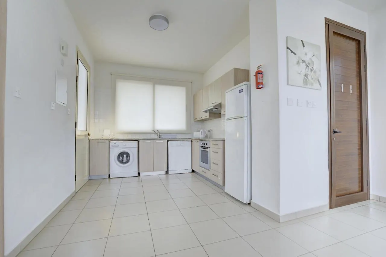 Villa Amaryllis 128 Protaras