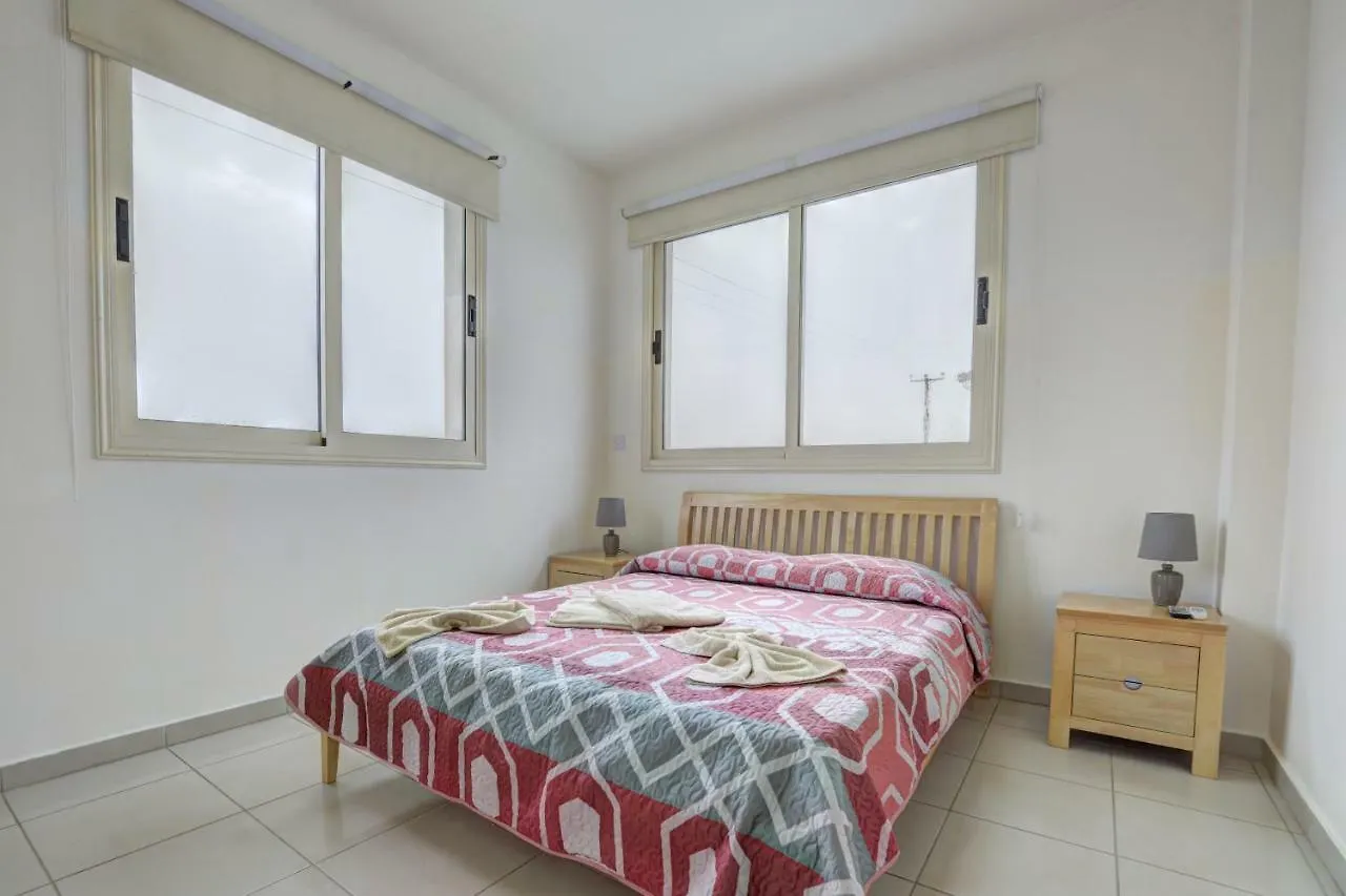 Villa Amaryllis 128 Protaras