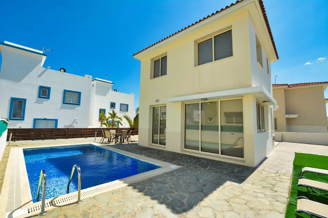 Villa Amaryllis 128 Protaras